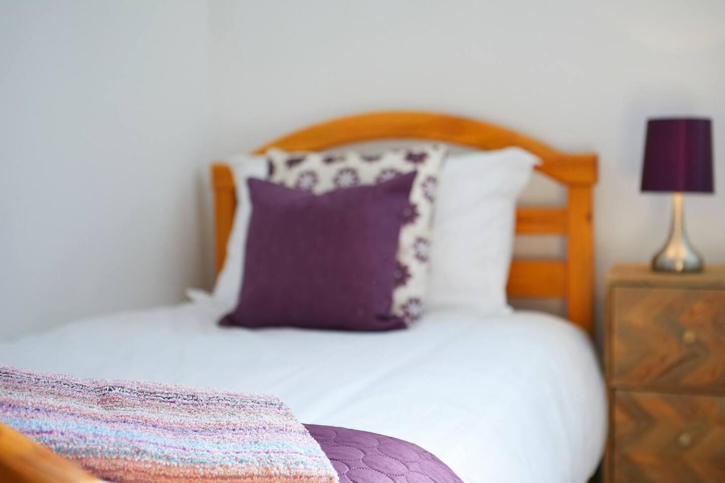 Denelea - Stunning Sea Views! Apartment สการ์โบโรห์ ภายนอก รูปภาพ